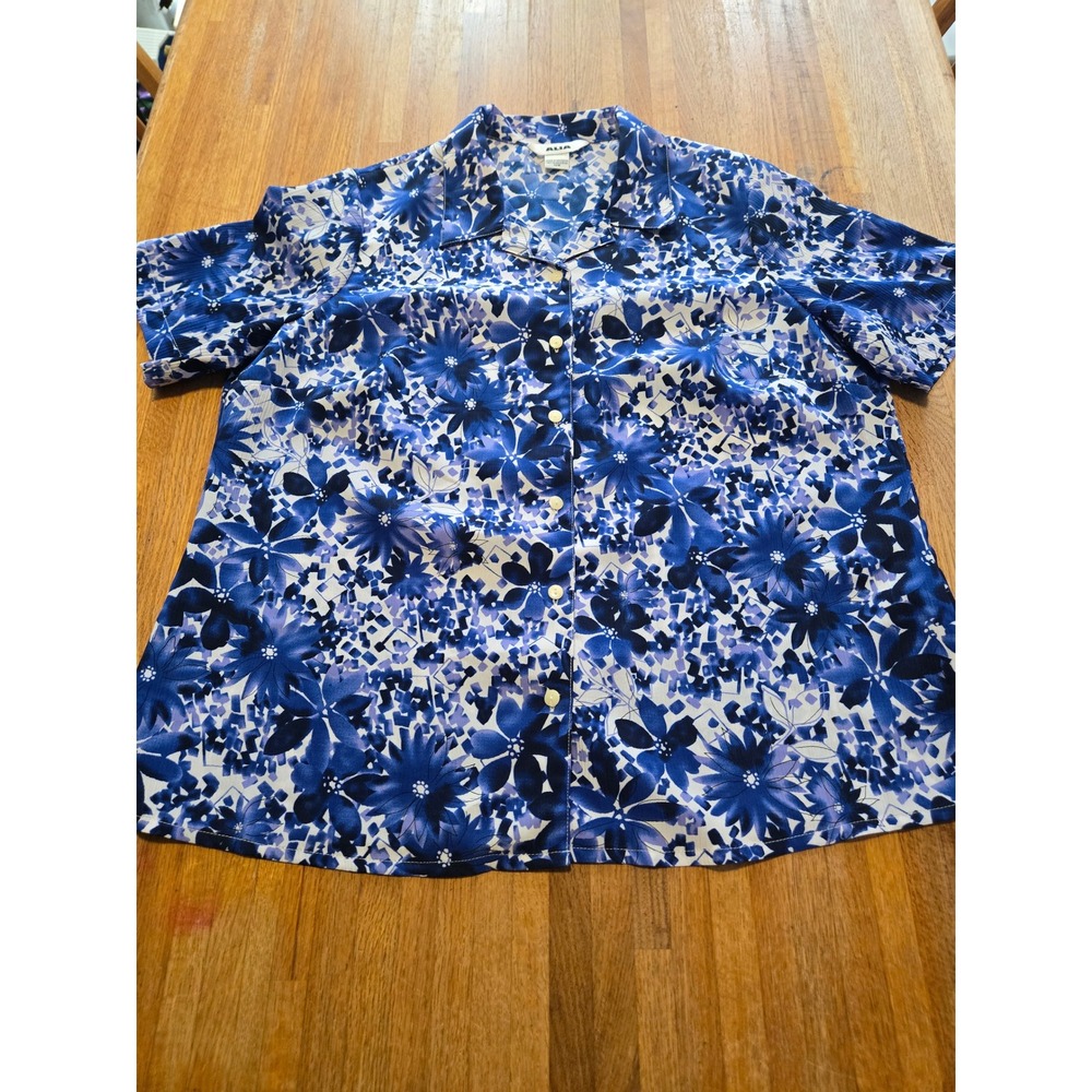 ALIA Women 16W Blue White Floral Hibiscus Collared Short Sleeve Button‎ Down